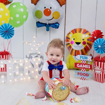 Elize Mare Photography_Circus Carnival Theme Cake Smash