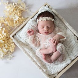 Newborn {Mienke}